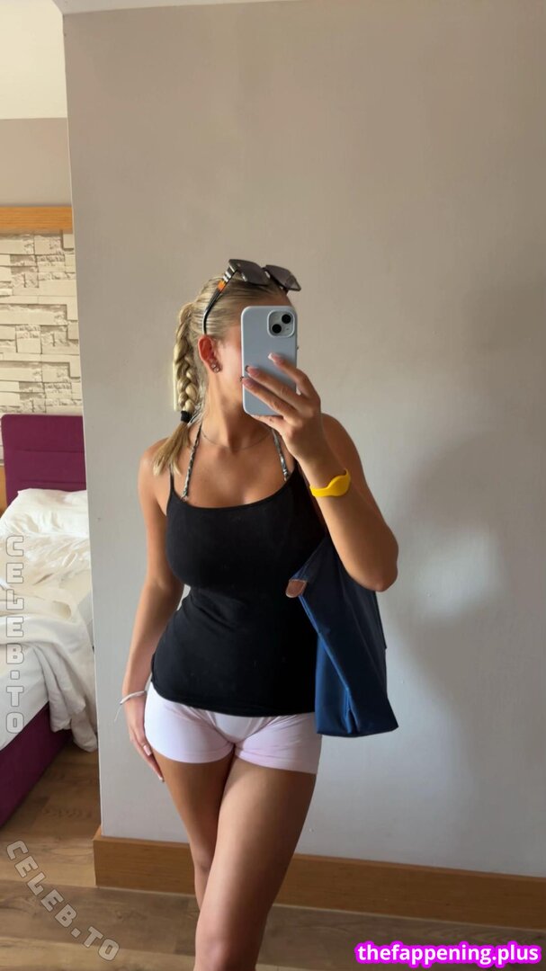 02.queenice / 18queenjce नग्न OnlyFans फोटो #42