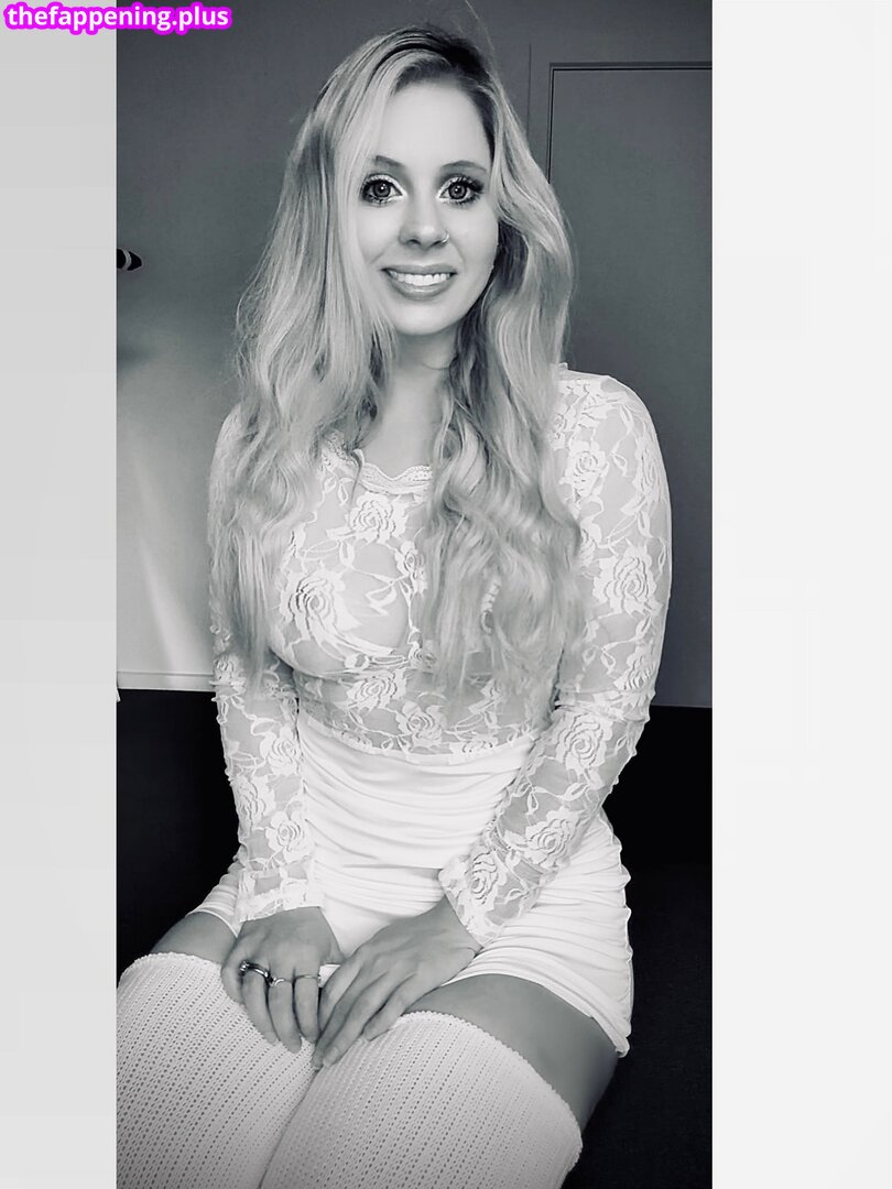 100rainbowdresses / Jess Talor / rainbowkittie90 Foto OnlyFans Nua #15