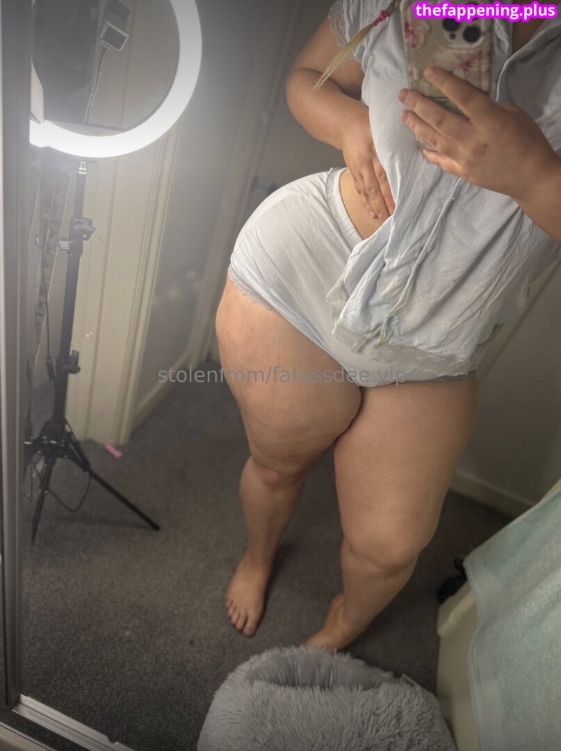 111.dg / 111.dgm / deedoo62 / diana__guseva_111 / princessdeeex Fotografie OnlyFans Dezbrăcată #9