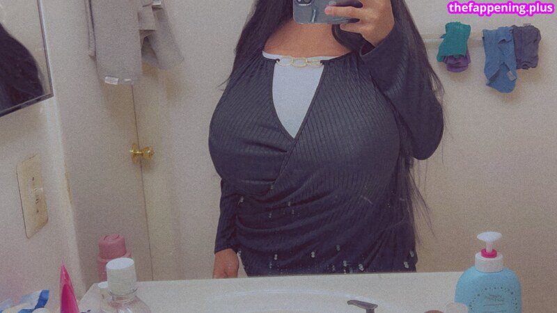 1800Mommymilkies / 1800mommycosplay / https: Foto OnlyFans Nuda #2