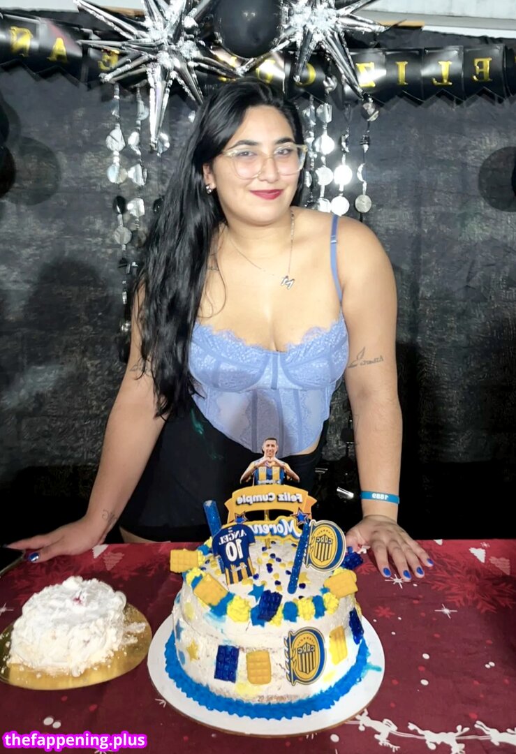 1889morena Nacktes OnlyFans Foto #5