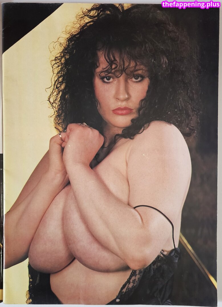 1980'S & Early 90'S Page 3 Girls / GlamourTeaJames / https: / mariawhittaker Фото обнажённых OnlyFans #1008