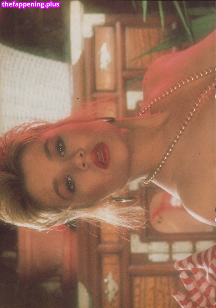 1980'S & Early 90'S Page 3 Girls / GlamourTeaJames / https: / mariawhittaker Фото обнажённых OnlyFans #1524