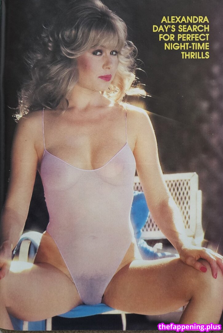 1980'S & Early 90'S Page 3 Girls / GlamourTeaJames / https: / mariawhittaker Фото обнажённых OnlyFans #1983