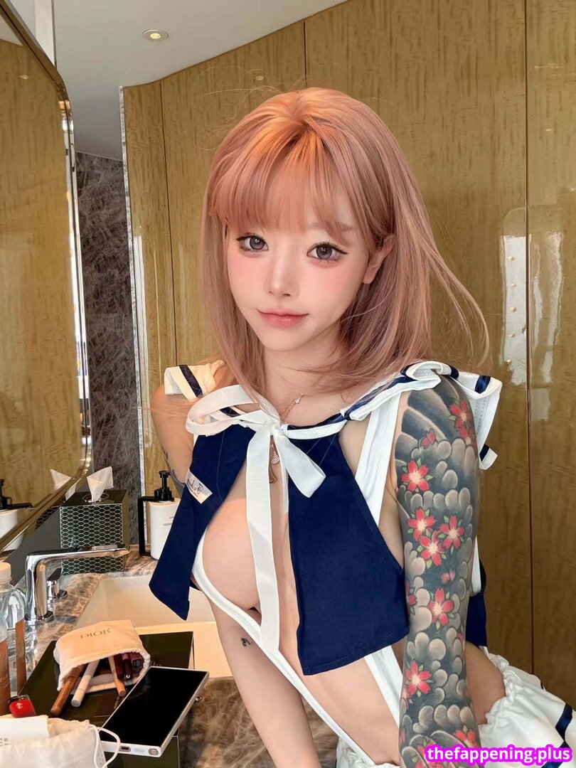 2.h.e.1.1 / 하은하 2.h.e.1 Naakte OnlyFans Foto #25