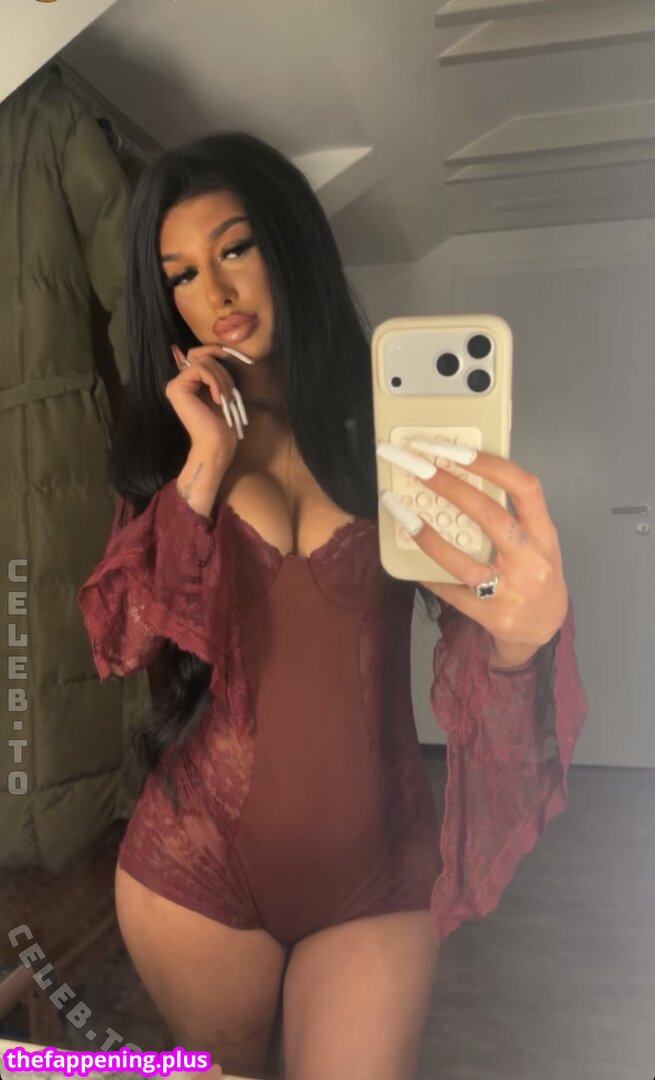 28.leyla / 28.leylaa2 Photo OnlyFans Nu #64