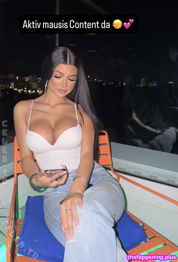 28.leyla / 28.leylaa2 Naken OnlyFans Foto #98