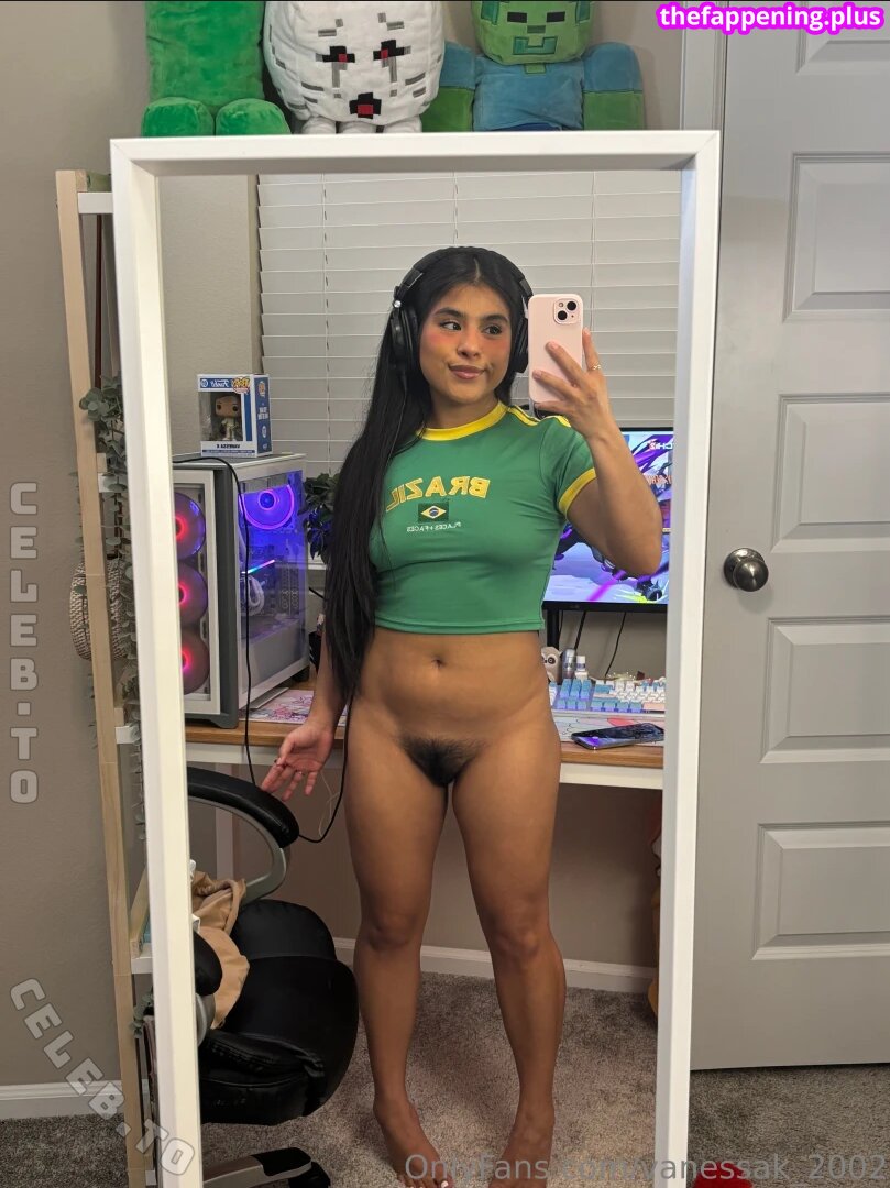 444Vanessa / 444vanessak / bougie_vee / iitmythrowaway / vanessak_2002 Nude OnlyFans Photo #18