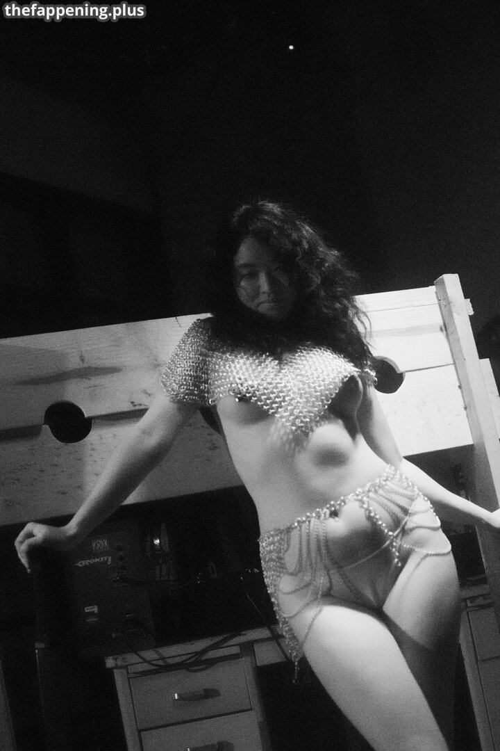 99WAREH0USE / 99WareHouse / cw / favicon.ico / https: Naken OnlyFans Foto #25