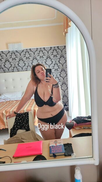 9noemi3