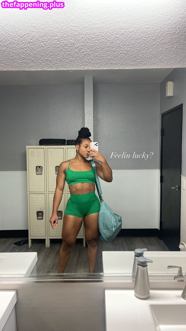 Ava / aaaaayevuh Naken OnlyFans Foto #4