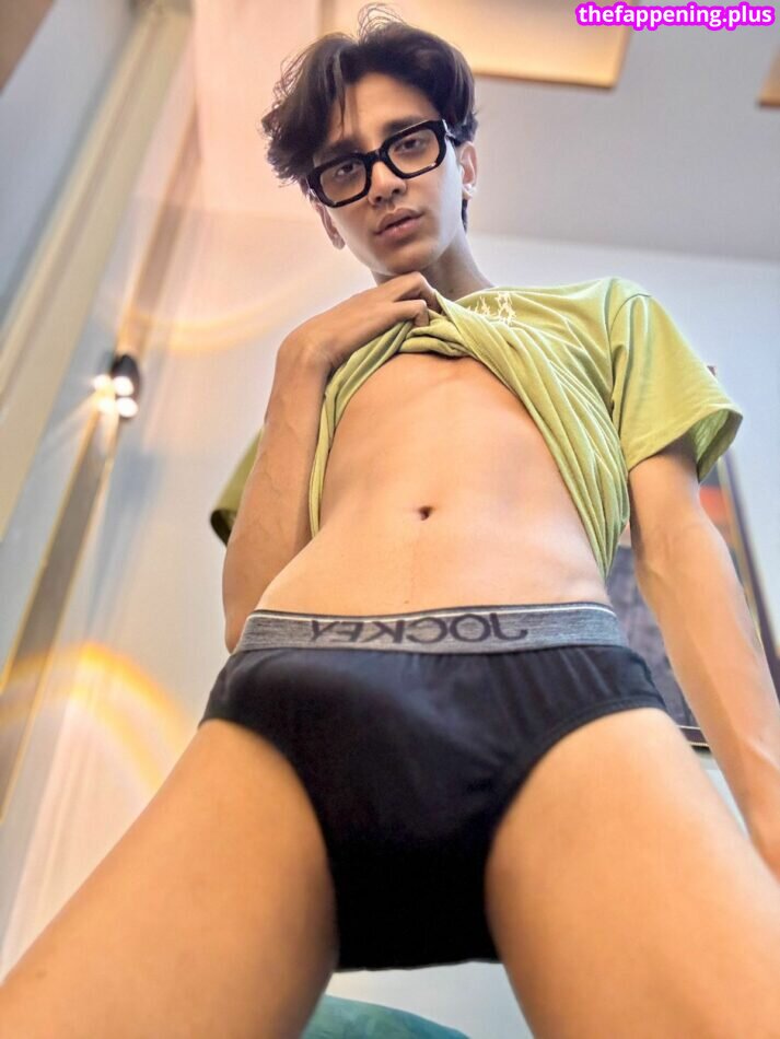 Aahil Ibrani Nahá OnlyFans fotografie #2