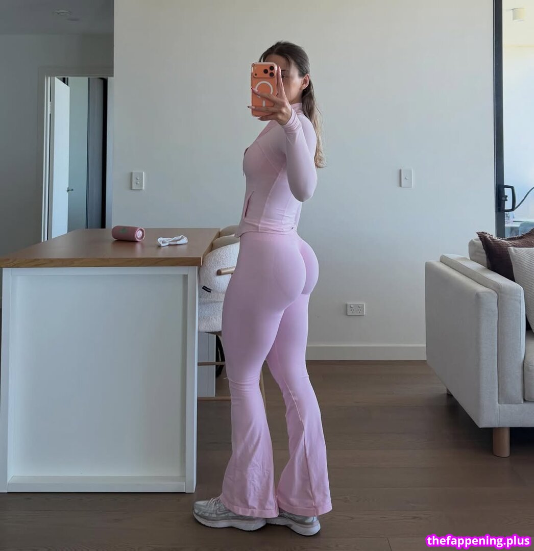 Aalia Schembri / Aaliaschembrii Nahá OnlyFans fotografie #93