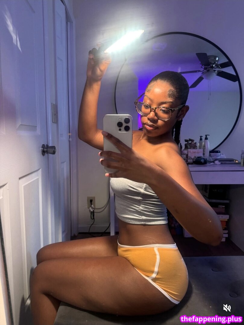 Aaliyah Monet / aaliyahhmonettt / aaliyahmonet_ / https: ヌードOnlyFans写真 #3