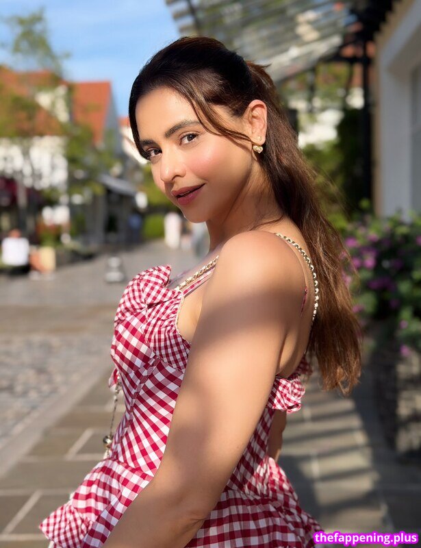 Aamna Sharif / aamnasharifofficial ヌードOnlyFans写真 #6