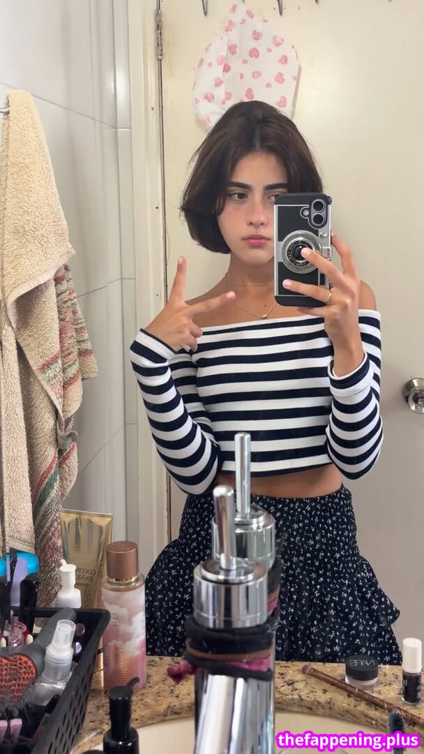 aangelarrochista / mrs_arockstar Meztelen OnlyFans Fotó #472