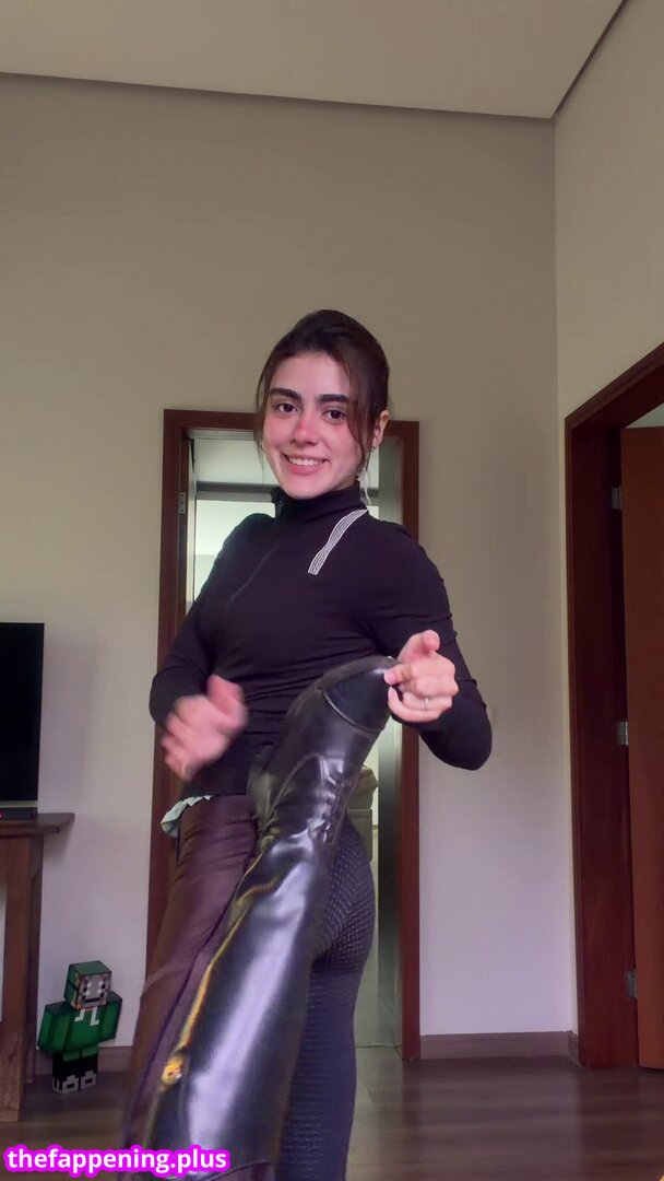 aangelarrochista / mrs_arockstar Nude OnlyFans Photo #581