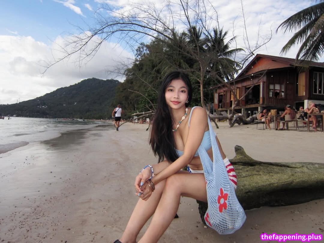 Saipetch B. / aaomhelloo Nahá OnlyFans fotografie #160