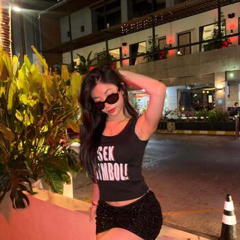 Leaked Aaomhelloo page private photo viral onlyfans