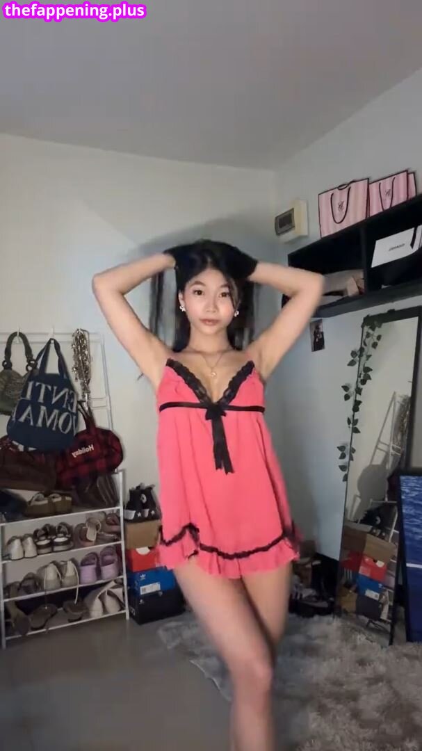 Saipetch B. / aaomhelloo Meztelen OnlyFans Fotó #196