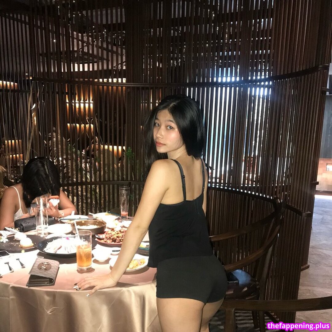 Saipetch B. / aaomhelloo Çıplak OnlyFans Fotoğrafı #329