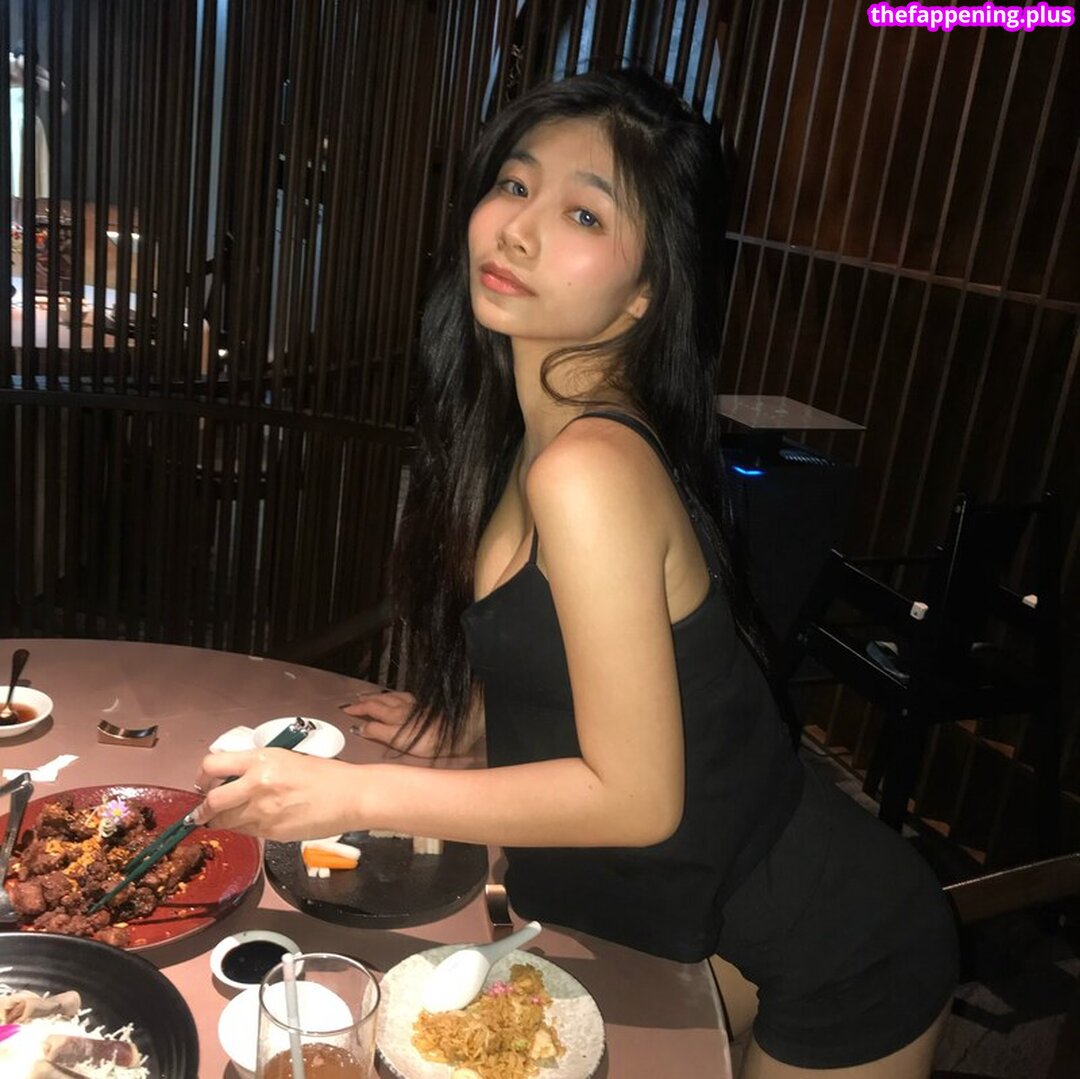 Saipetch B. / aaomhelloo Nude OnlyFans Photo #333