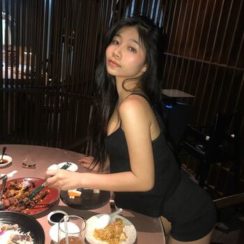Leaked Aaomhelloo page private photo viral onlyfans