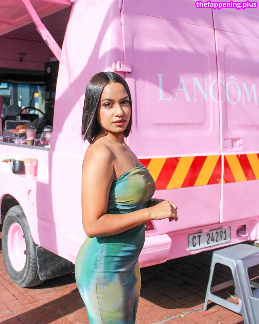 Aaqeelah Essop / instagram.com Nahá OnlyFans fotografie #59