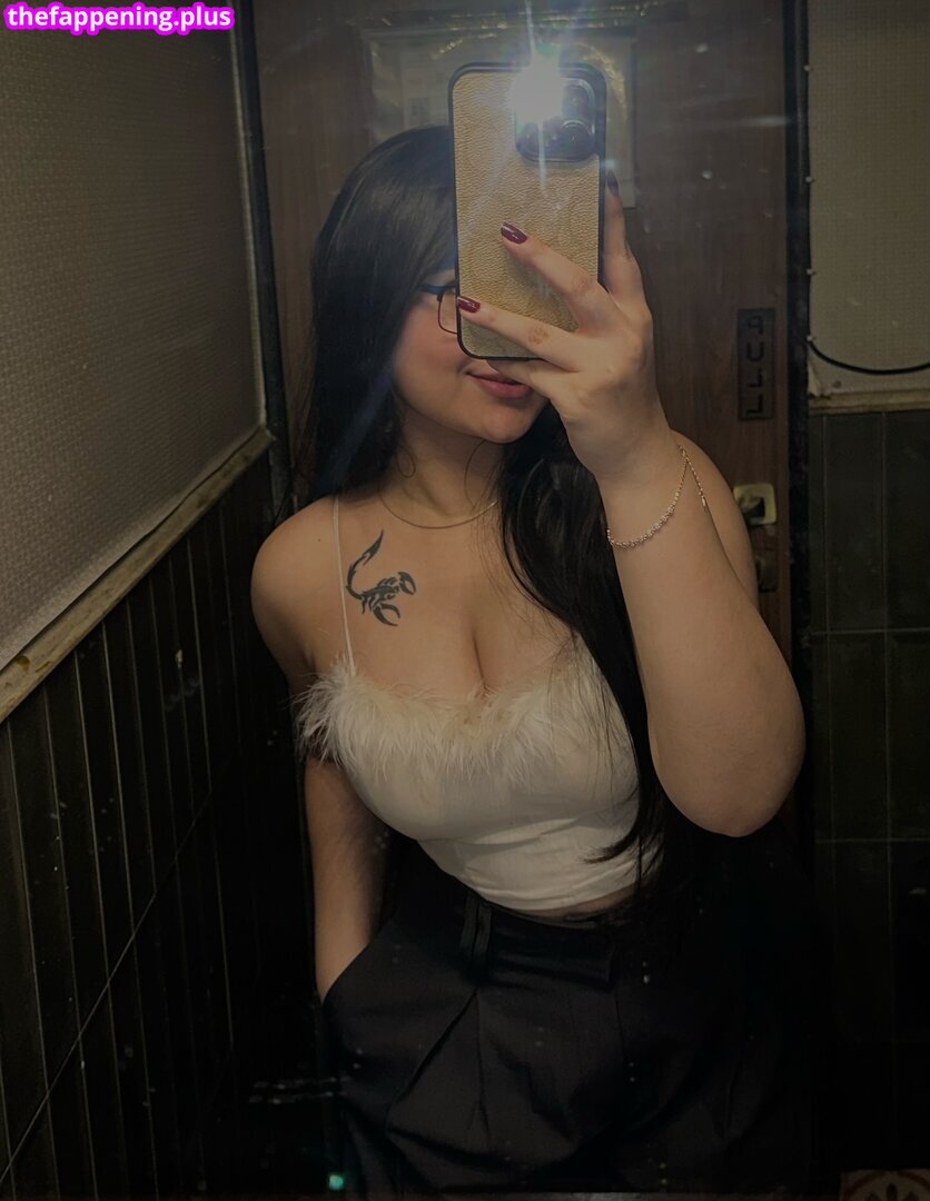 Aarohi Tirpude / aarohitirpude_ Naken OnlyFans Foto #22