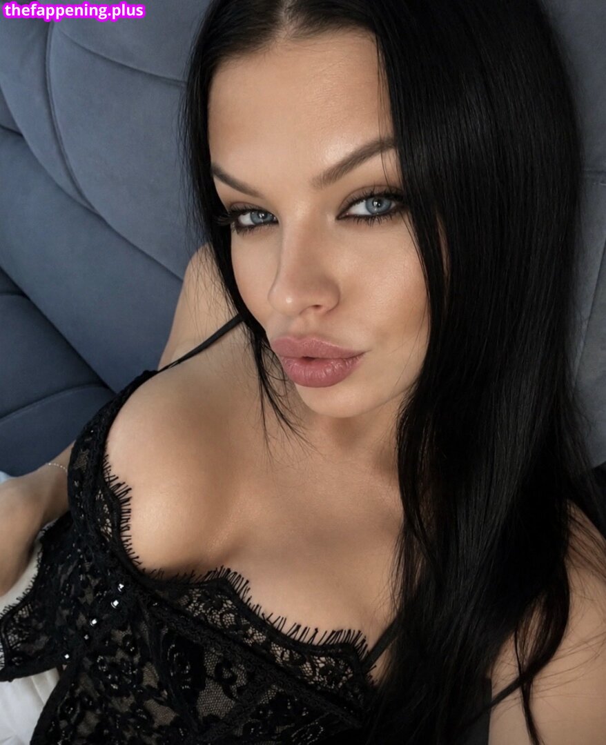 Aarrigato / axelarigato Φωτογραφία Γυμνών OnlyFans #25