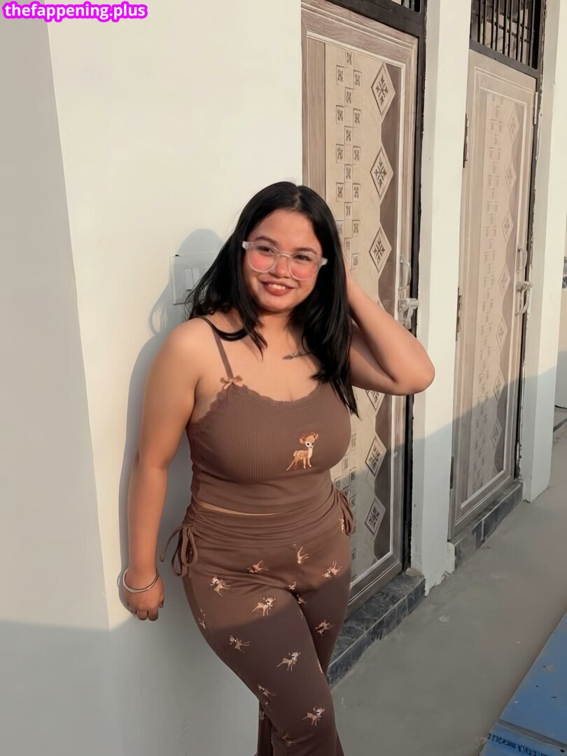 Aastha Singh / aasthaaax / voidedfiction / yaar.aasthaa नग्न OnlyFans फोटो #32
