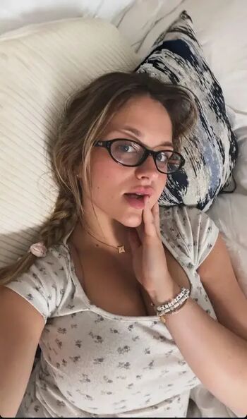 Leaked Abbyhuxley private photo viral onlyfans