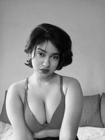 Leaked Abhipsa karmakar private photo viral onlyfans