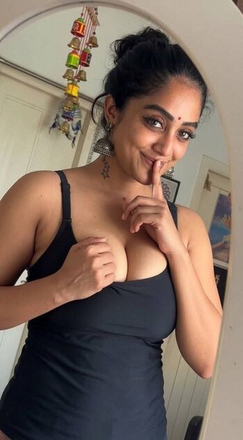 Leaked Abhirami venkatachalam private photo viral onlyfans