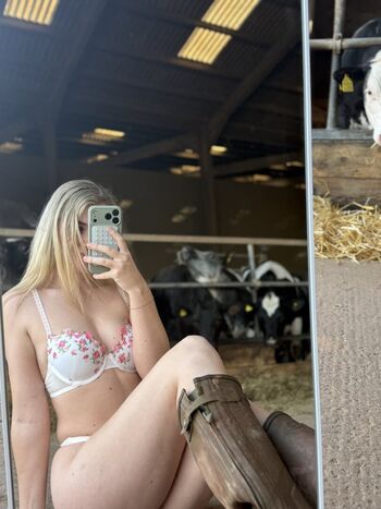Leaked Abi coombes farmer private photo viral onlyfans