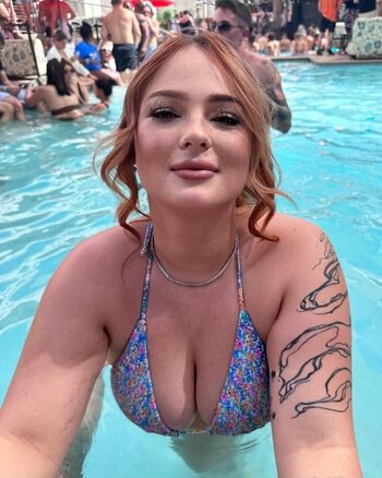 _Actually_Ashley