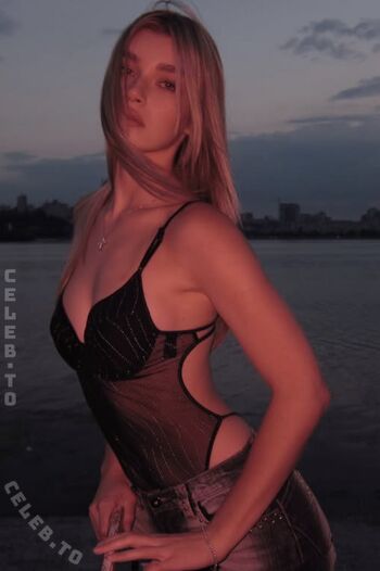 Leaked Adelinafien private photo viral onlyfans