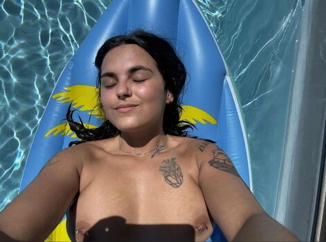 Leaked Adelinecht page private photo viral onlyfans