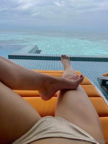 adriana.feetgirl
