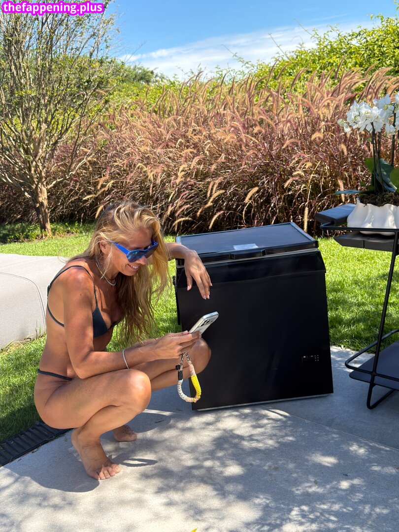 Adriane Galisteu / galisteuoficial नग्न OnlyFans फोटो #359