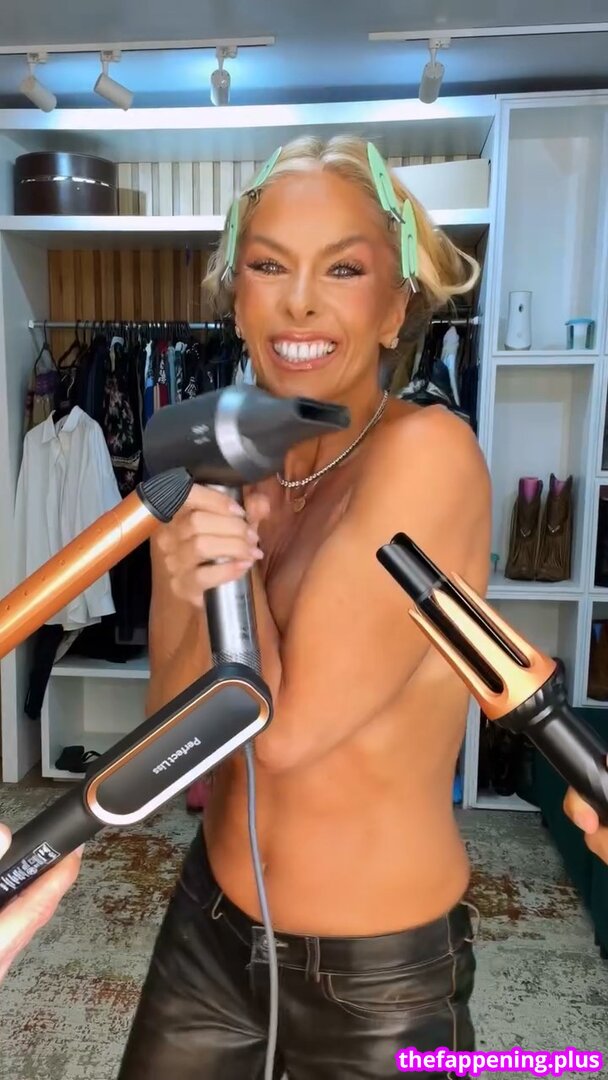 Adriane Galisteu / galisteuoficial नग्न OnlyFans फोटो #464