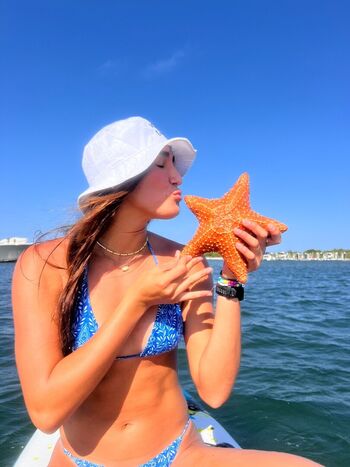 Adrianna Mier