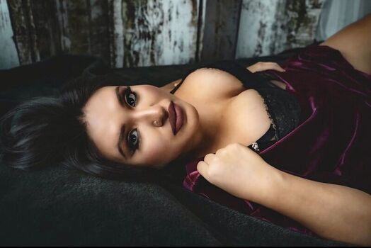 Leaked Adriannaledesma private photo viral onlyfans
