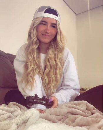 Adriele Buchner
