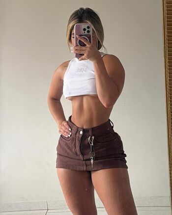 Adrielly Santos