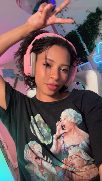 Leaked Ahquamarine private photo viral onlyfans