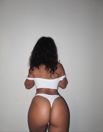Leaked Aiynn private photo viral onlyfans