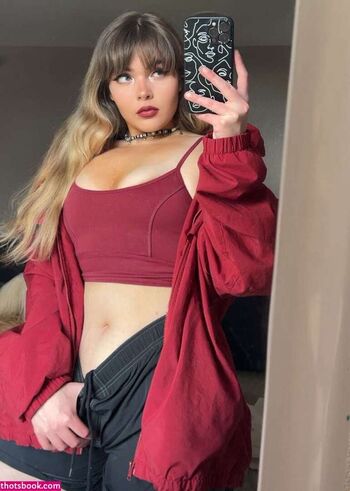 Leaked Aiiygatorz page private photo viral onlyfans