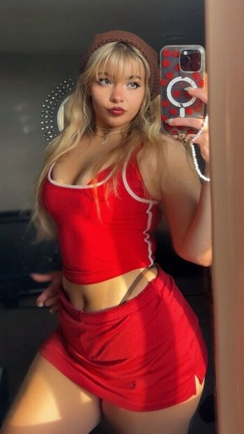 Leaked Aiiygatorz private photo viral onlyfans