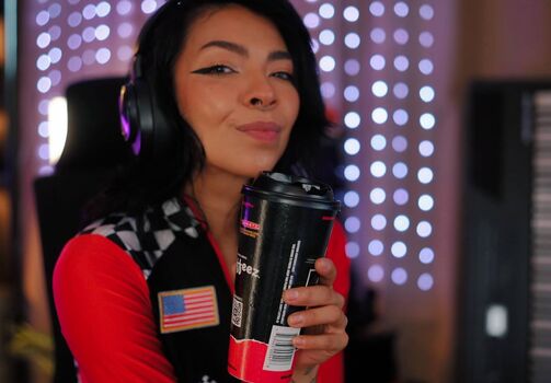 Leaked Aileensenpaireacts private photo viral onlyfans
